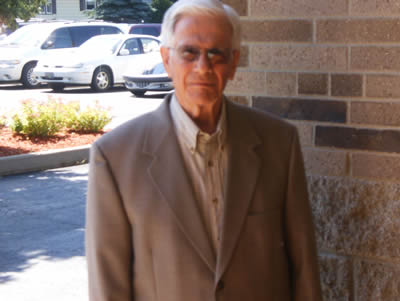 Photo of Donald Constant
